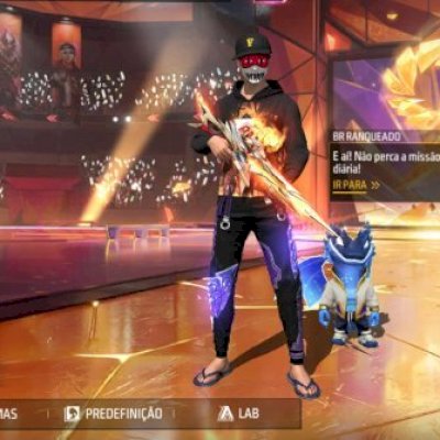 Conta de Free fire com os primeiros passes e mestre antigos