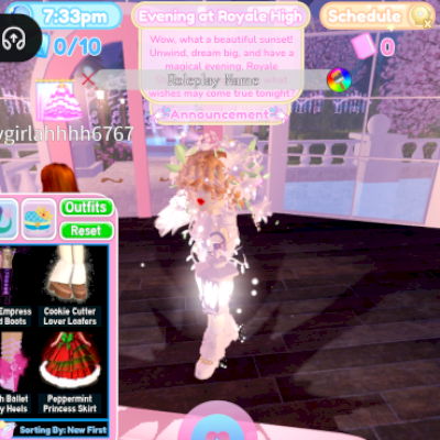 conta focada em royale high nvl700+