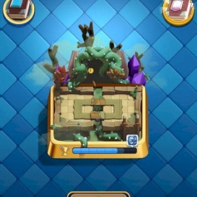 +12k troféus / Niv 55 / 9 c elite/  20c niv 14 / 12 c evo / 42 emojis (8 raros)