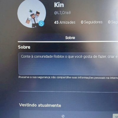 Vende-se conta de roblox com 150 reais em robux