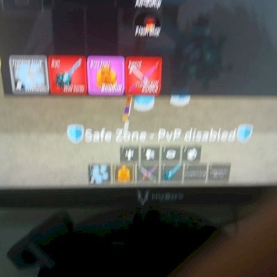 Conta de 2020 , muitas gamepasses em jogos diferentes , 70k+ de valor
