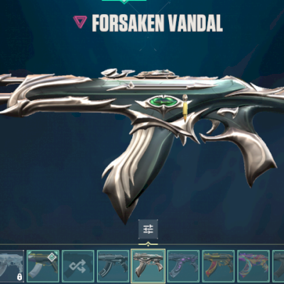 Conta com skins upadas no máximo e passes do primeiro ato.