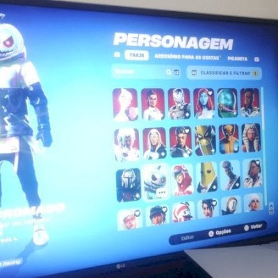 Conta de fortnite 2019/2025