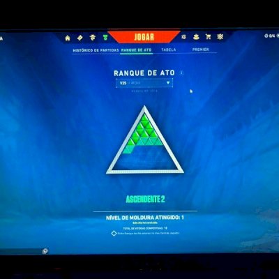 vendo conta de valorant com 2k gasto(com skins raras que nao volta na loja)!!!!!