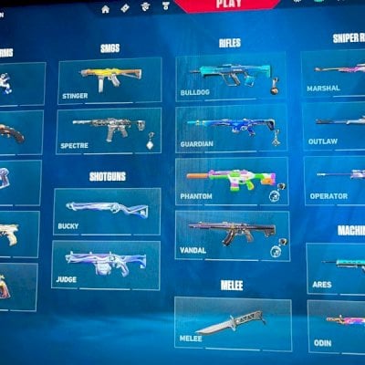 CONTA DE VALORANT,COM mais de 20 skins