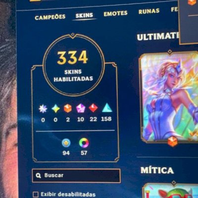 Conta lol, já foi mestre, chat open, 334 skin, 2 ultimate, 10 mit, 22 lendarias
