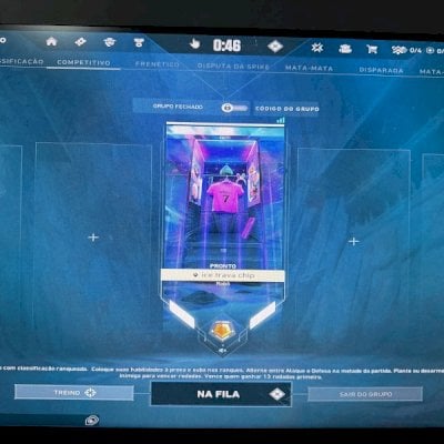 conta de valorant com 3 skins e ranked ativa full acesso