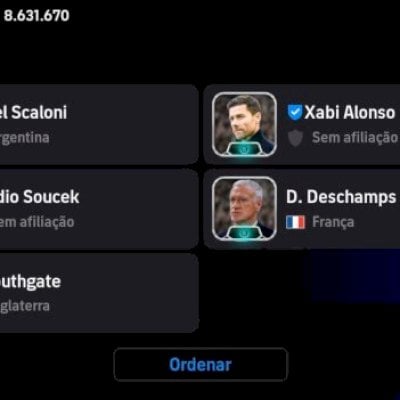 Vendo conta efootball 3 packs  Mobile