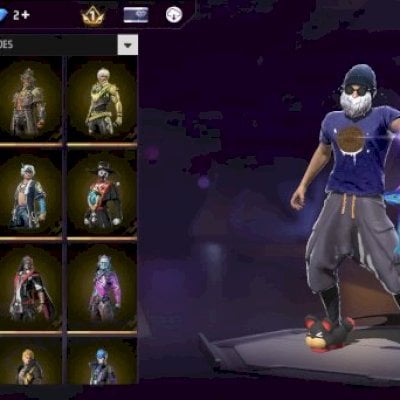 Conta do free fire de 7 anos falta pouco pra completar 8