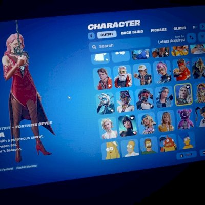 Carros,2 pets e algumas skins boas