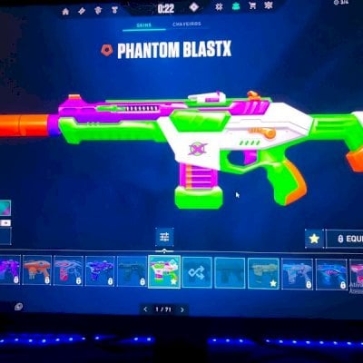 Conta valorant, PREÇO NEGOCIAVEL. + de 800 reais gastos, diversas skins.