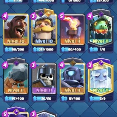 Conta de Clash Royale com evo da bruxa e do fantasma real