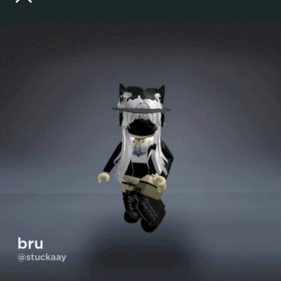 Vendo conta roblox de 2017! +30k