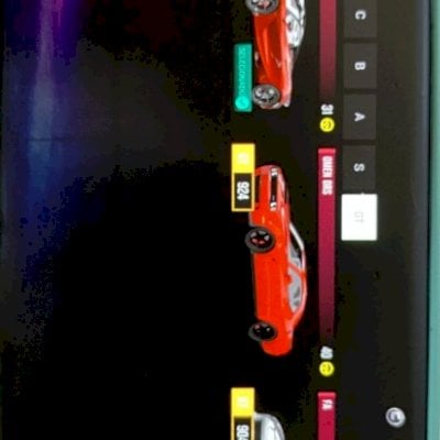 Só vem Ela tem uns carros topp