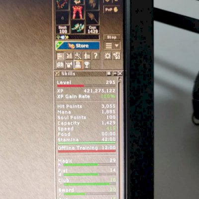 vendo conta tibia. level 300 e 3 level 100. mundo calmera