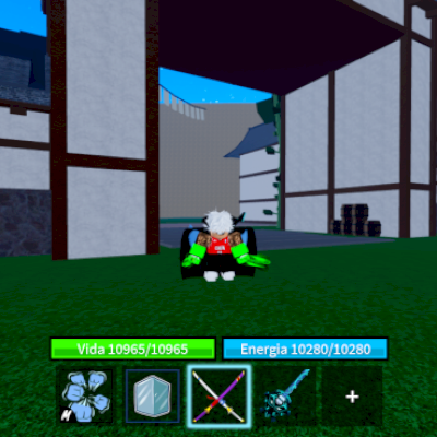 Conta de Blox Fruits+fruits no inventário roupa de robux