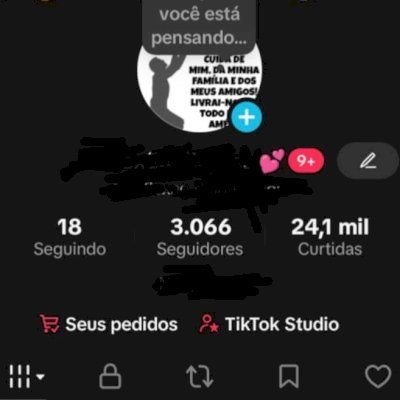 VENDO CONTA DO TIK TOK COM 3K SEGUIDORES REAIS