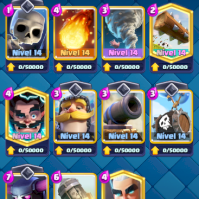 Vendo conta de clash Royale de 6 anos