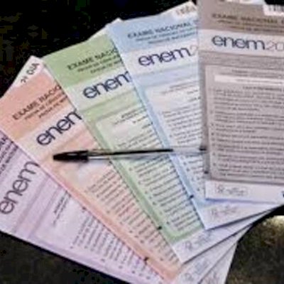TODAS PROVAS COM GABARITO ENEM 2009-2024 + COM MATERIAL DE ESTUDOS