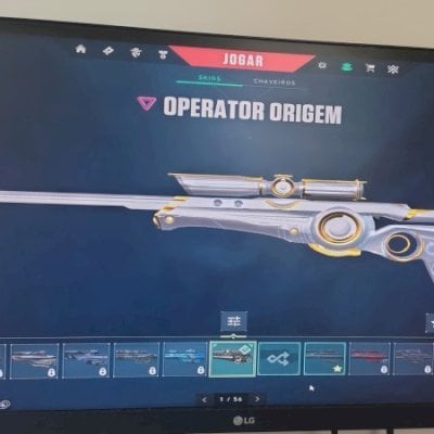 Conta de valorant diamante 2 com várias skins