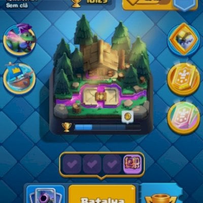 Conta 10k Troféus, 15 evos, 1 herói e tag de 9 anos de jogo