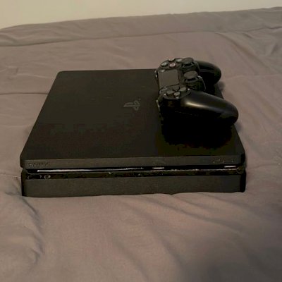 Playstation 4 Slim 1T