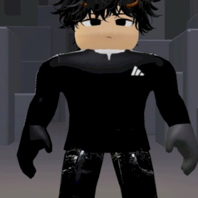 Conta com skin bonita e robux mistérios