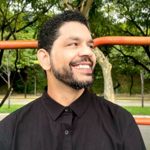 DOUGLAS EVANGELISTA DE OLIVEIRA